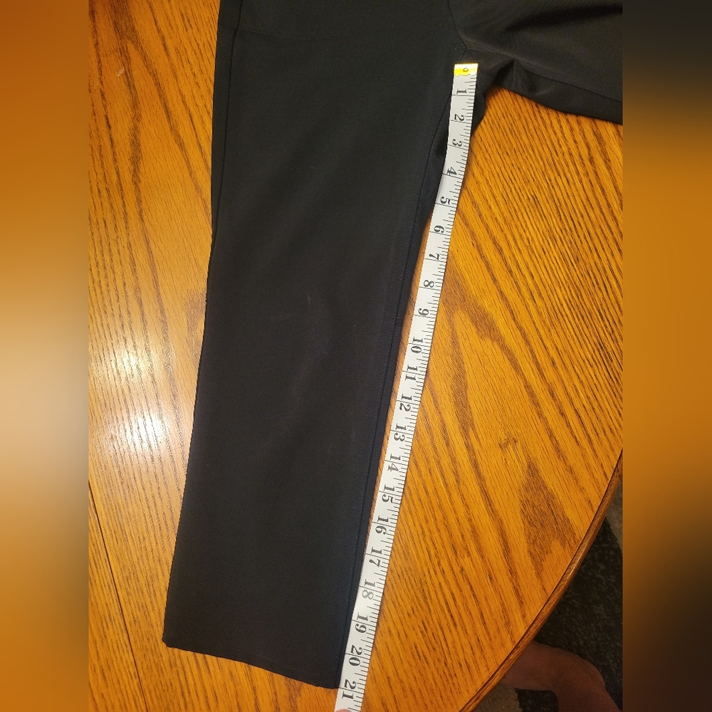 Theory Black Wool Blend Capri Cropped Dress Pants Trousers Women's Size 4 - Picture 10 of 10